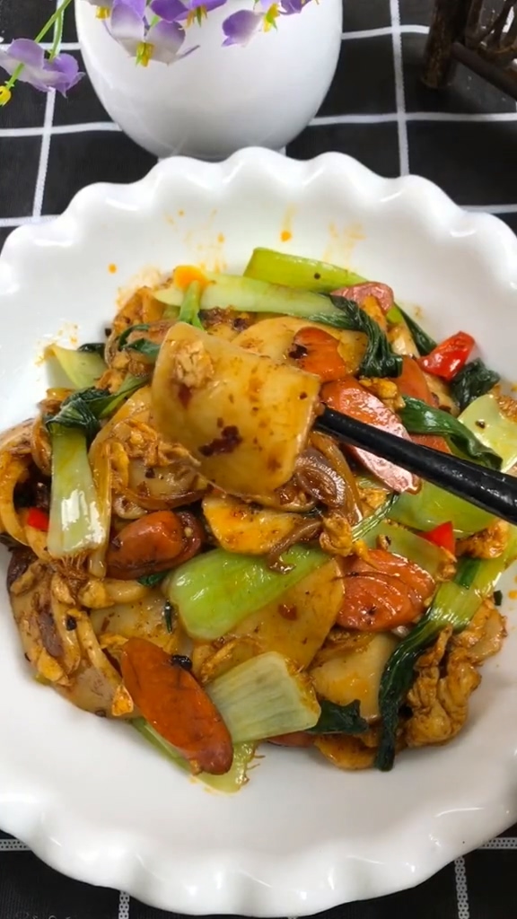 家常炒年糕的做法-家常味炒菜譜-易網健康養生網 家常炒年糕的做法-家常味炒菜譜