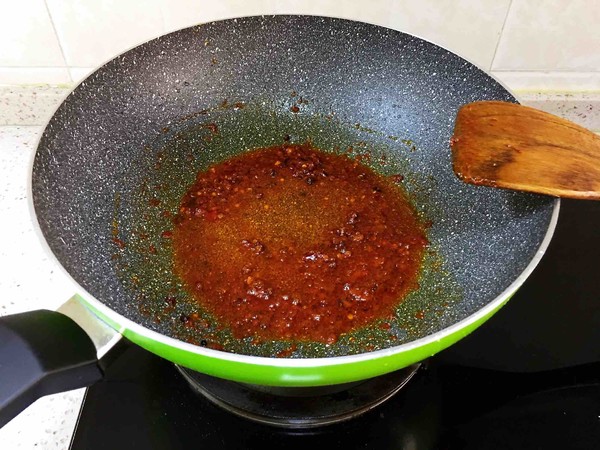 秒殺飯店的宮保雞丁蓋澆飯的做法-咸鮮味炒菜譜