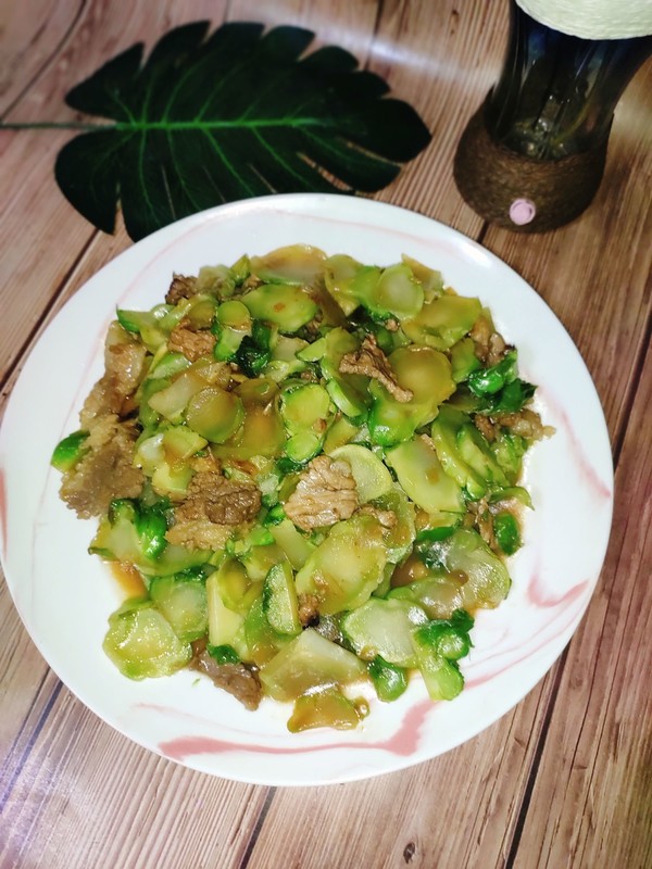 兒菜炒肉的做法-咸鮮味炒菜譜-易網(wǎng)健康養(yǎng)生網(wǎng) 兒菜炒肉的做法-咸鮮味炒菜譜