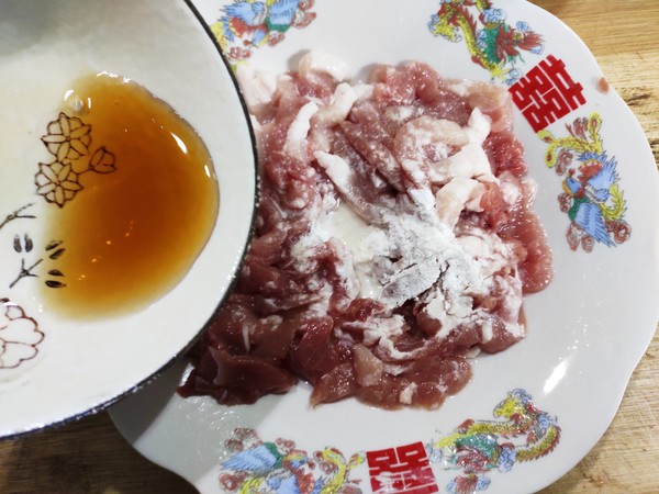 家常炒面的做法-家常味炒菜譜-易網<a href=http://m.aoa7937.com/ target=_blank class=infotextkey>健康養生</a>網 家常炒面的做法-家常味炒菜譜