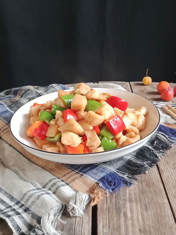彩蔬雞丁的做法-家常味炒菜譜-易網健康養生網 彩蔬雞丁的做法-家常味炒菜譜