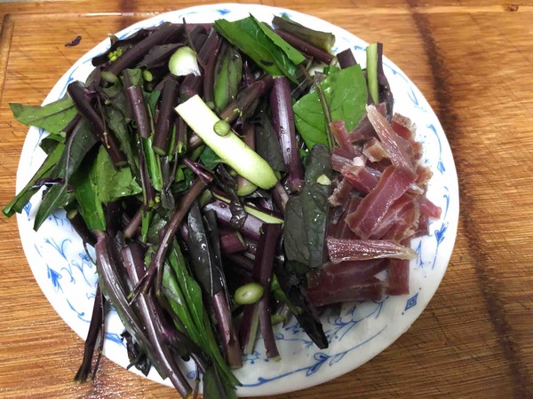 紫菜苔炒咸肉絲的做法-家常味炒菜譜