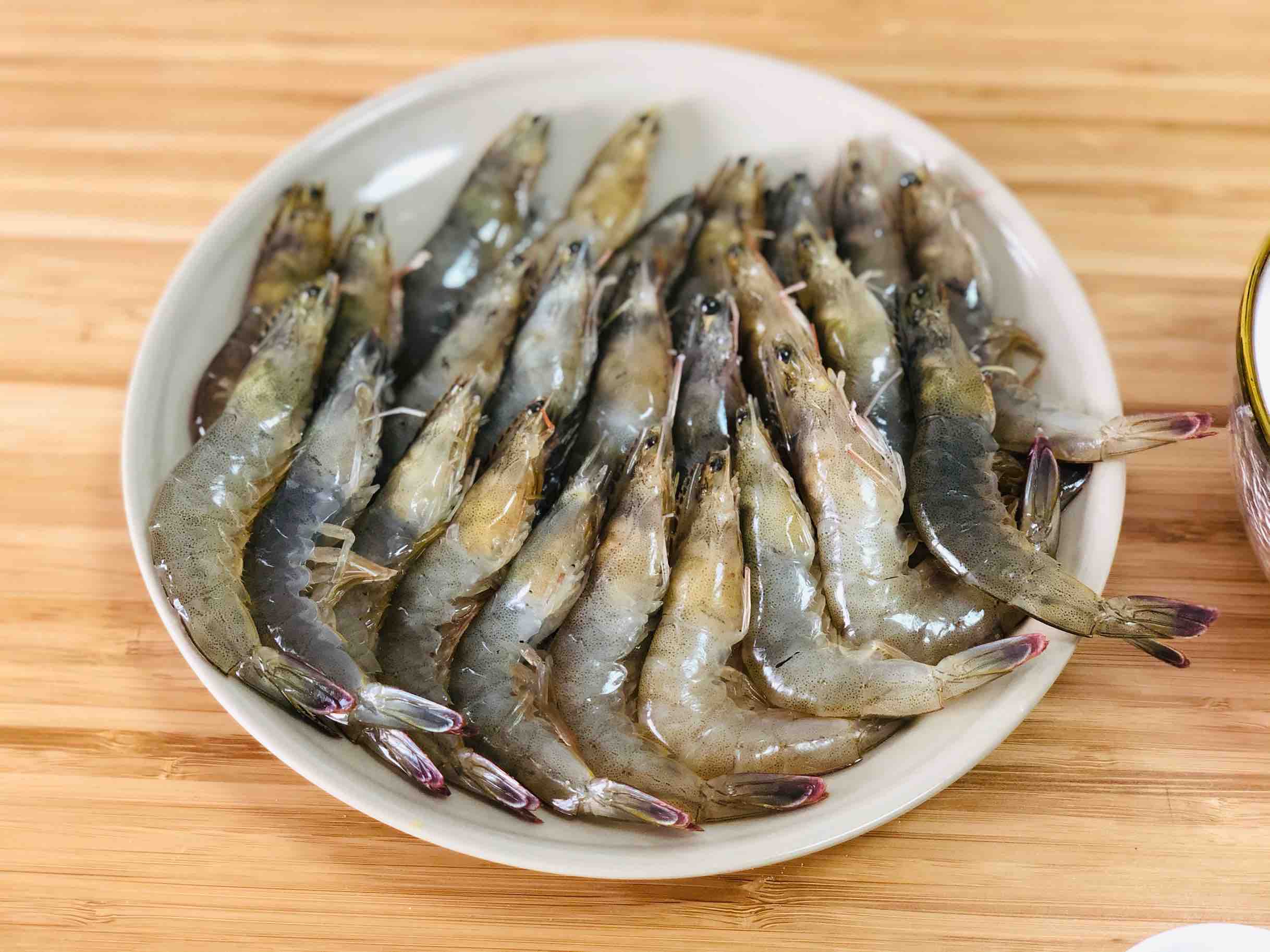 鹽焗大蝦的做法-咸鮮味焗菜譜