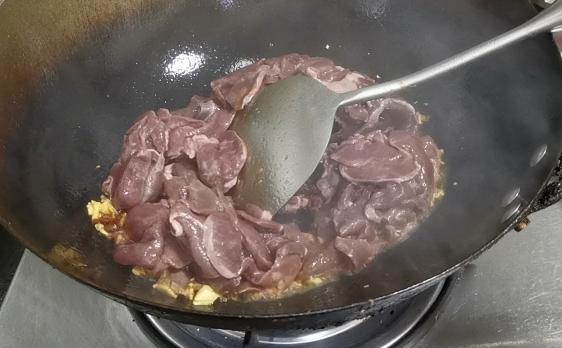 炒牛心的做法-香辣味炒菜譜