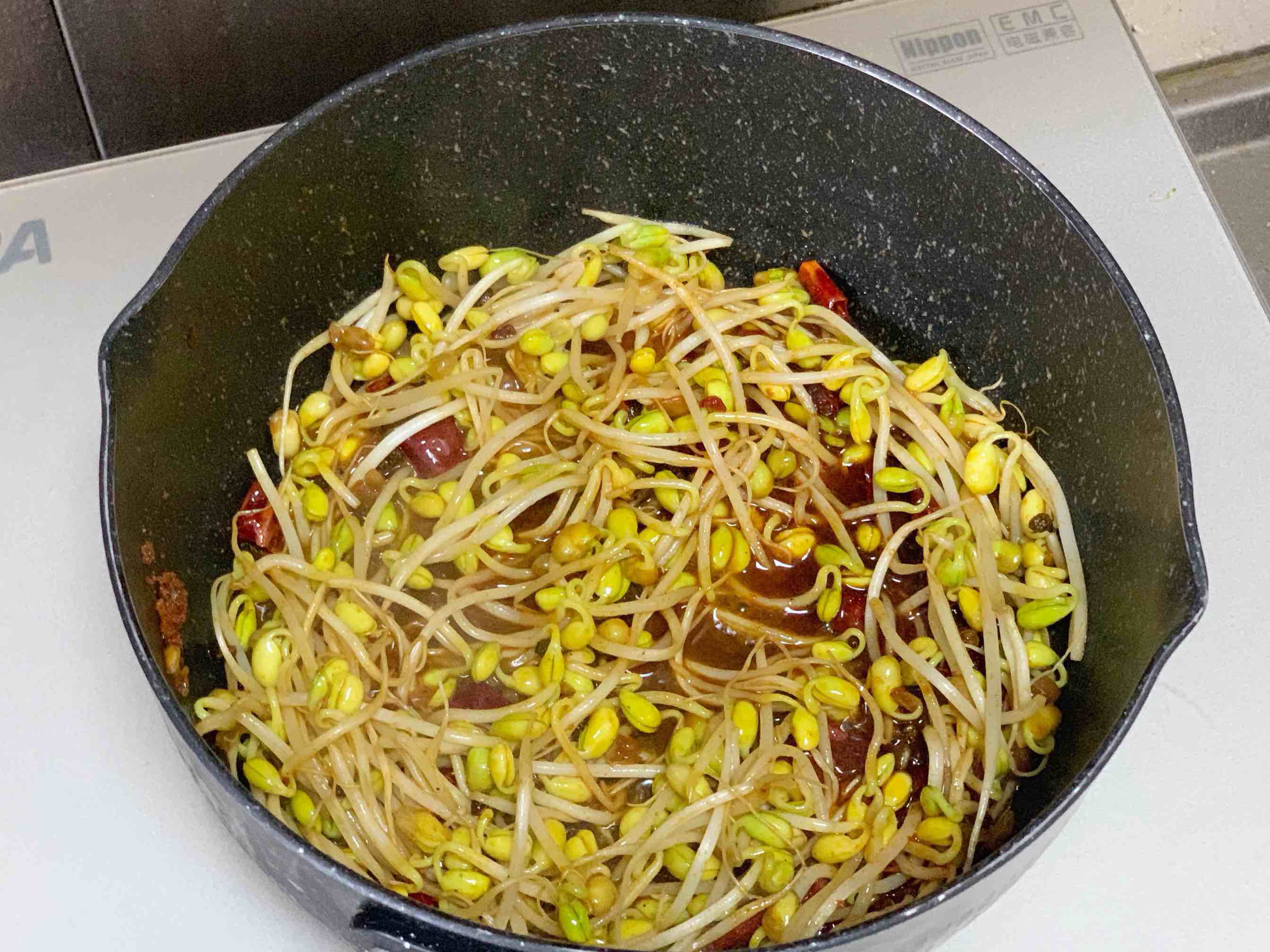 快手小火鍋的做法-麻辣味煮菜譜