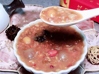 臘八粥（補(bǔ)血補(bǔ)氣）的做法-甜味煮菜譜