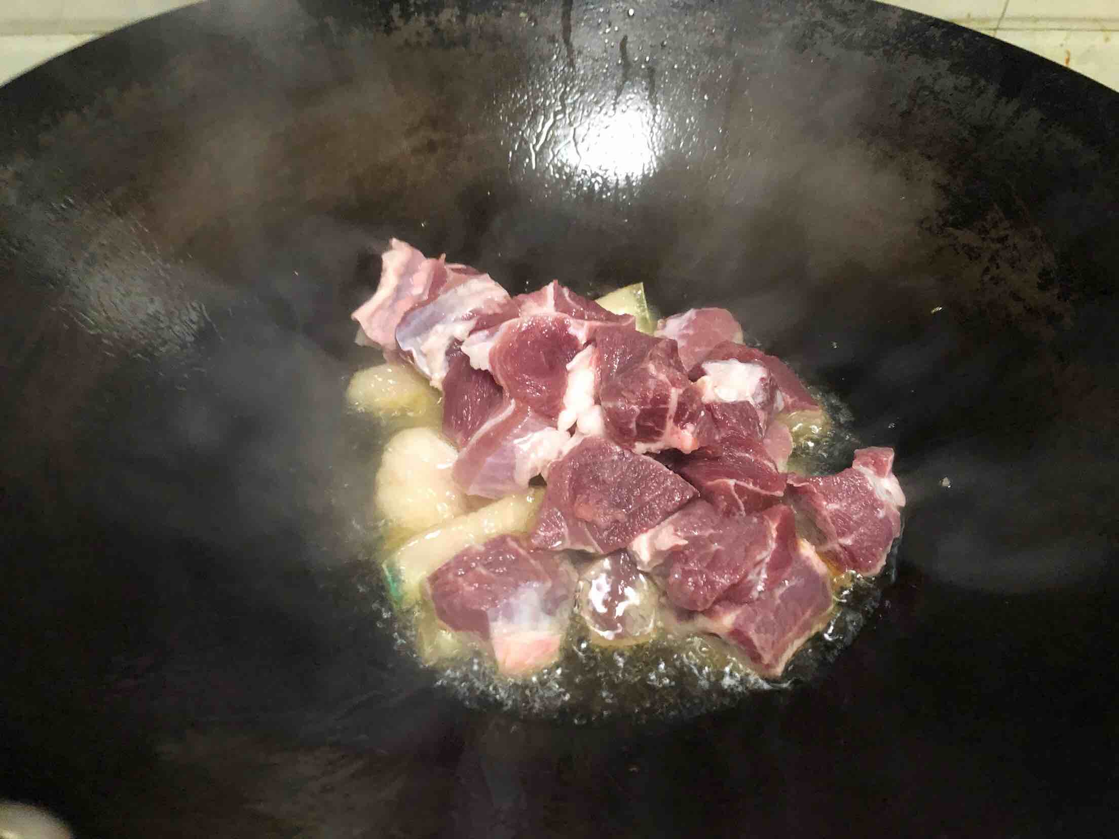 百葉結(jié)燒肉的做法-家常味燒菜譜-易網(wǎng)健康養(yǎng)生網(wǎng) 百葉結(jié)燒肉的做法-家常味燒菜譜