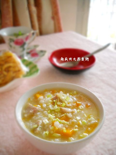 南瓜肉丸燕麥粥的做法-咸鮮味煮菜譜-易網健康養生網 南瓜肉丸燕麥粥的做法-咸鮮味煮菜譜