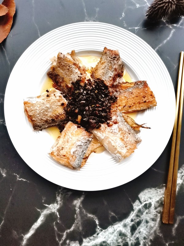 蔥油帶魚的做法-蔥香味煎菜譜-易網健康養生網 蔥油帶魚的做法-蔥香味煎菜譜
