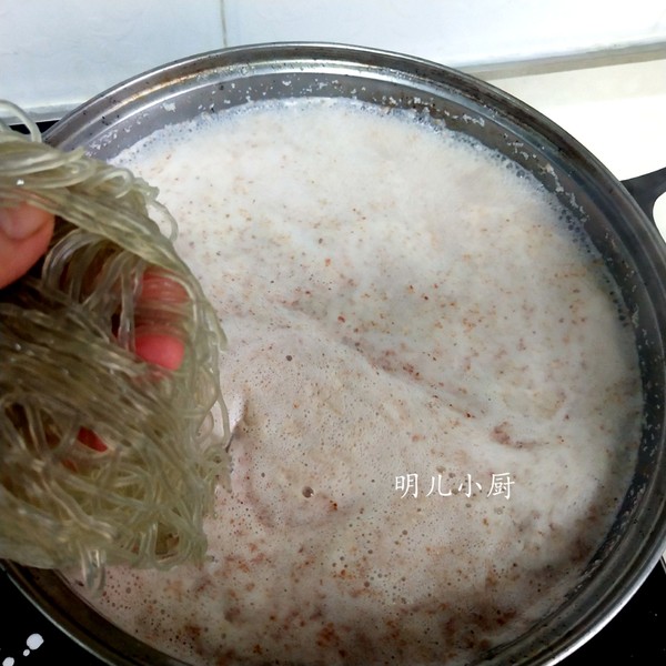 燉茼蒿的做法-家常味煮菜譜