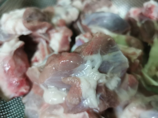 變裝簡版佛跳墻的做法-家常味燜菜譜-易網(wǎng)<a href=http://m.aoa7937.com/ target=_blank class=infotextkey>健康養(yǎng)生</a>網(wǎng) 變裝簡版佛跳墻的做法-家常味燜菜譜