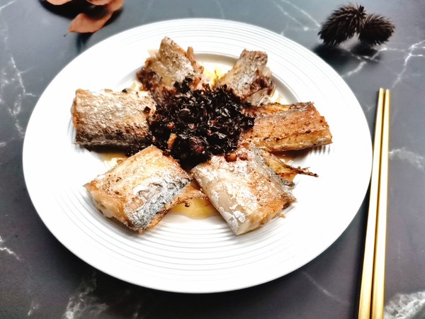 蔥油帶魚的做法-蔥香味煎菜譜-易網健康養生網 蔥油帶魚的做法-蔥香味煎菜譜