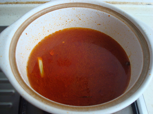 砂鍋面的做法-麻辣味煮菜譜