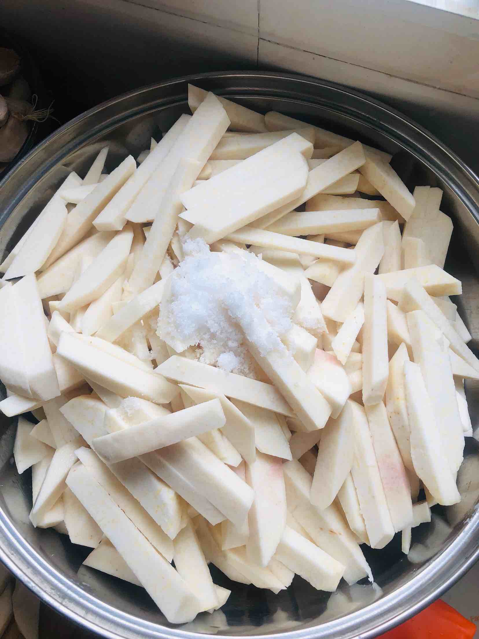 糟菜燴芋頭的做法-酸辣味燒菜譜
