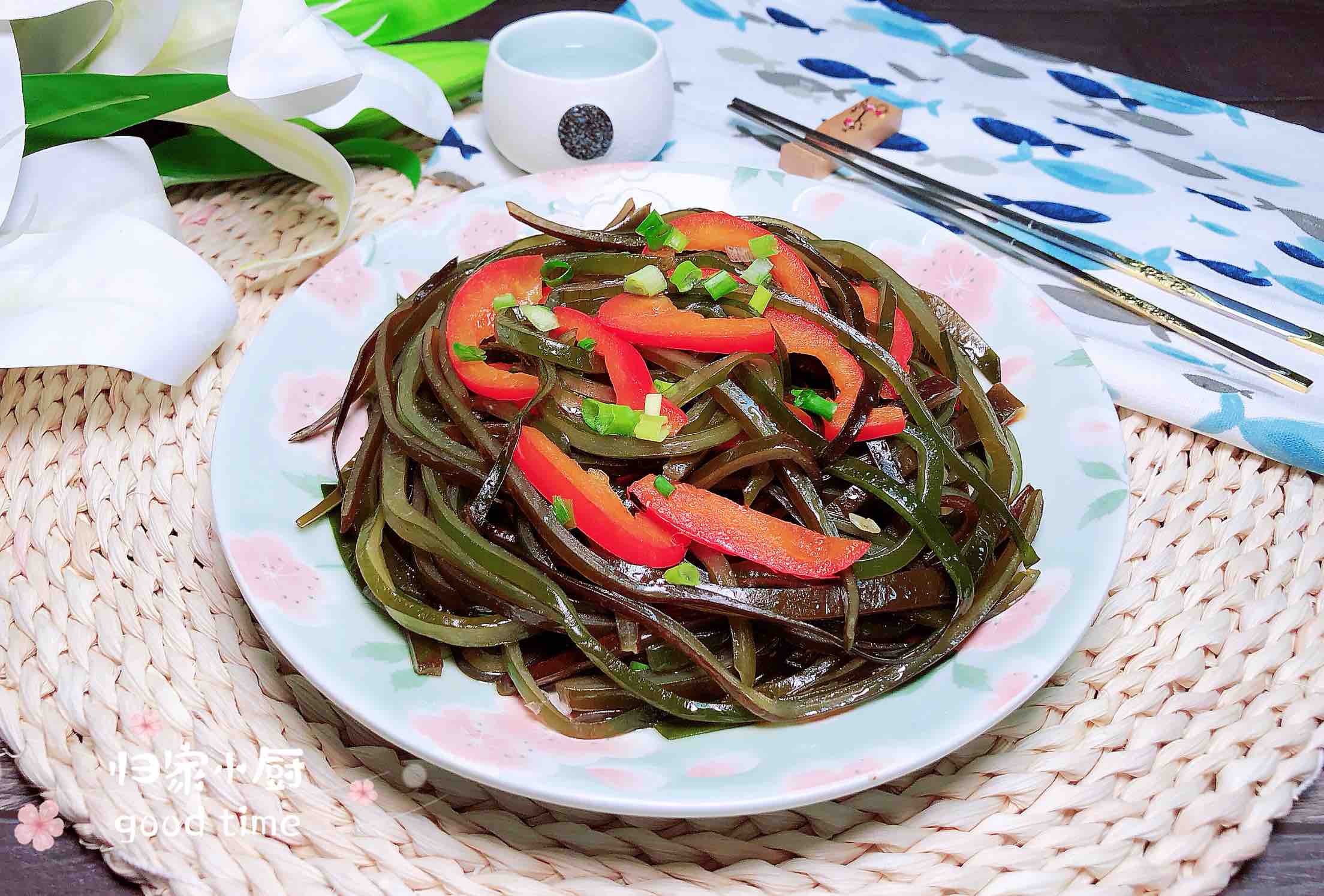 豬油香辣海帶絲的做法-咸鮮味炒菜譜-易網(wǎng)健康養(yǎng)生網(wǎng) 豬油香辣海帶絲的做法-咸鮮味炒菜譜