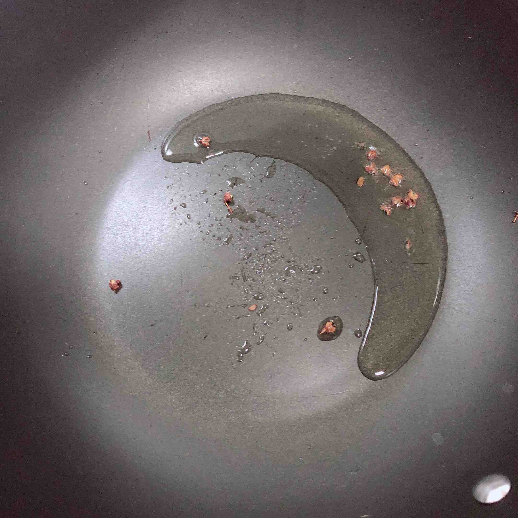 豬油香辣海帶絲的做法-咸鮮味炒菜譜-易網(wǎng)健康養(yǎng)生網(wǎng) 豬油香辣海帶絲的做法-咸鮮味炒菜譜