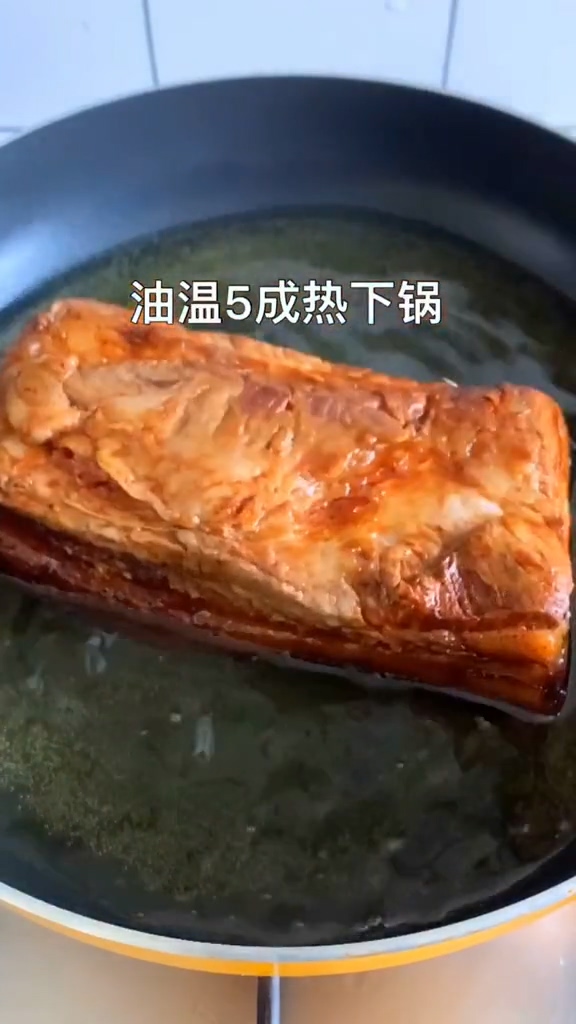 梅菜扣肉的做法-家常味蒸菜譜