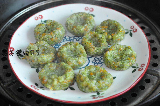 澆汁西藍(lán)花盞的做法-家常味蒸菜譜-易網(wǎng)健康養(yǎng)生網(wǎng) 澆汁西藍(lán)花盞的做法-家常味蒸菜譜