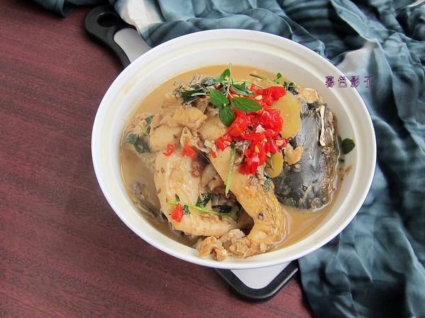 年夜飯一道紅燒魚的做法-家常味燉菜譜