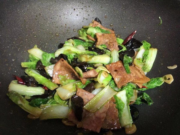 培根炒快菜的做法-咸鮮味炒菜譜-易網健康養生網 培根炒快菜的做法-咸鮮味炒菜譜