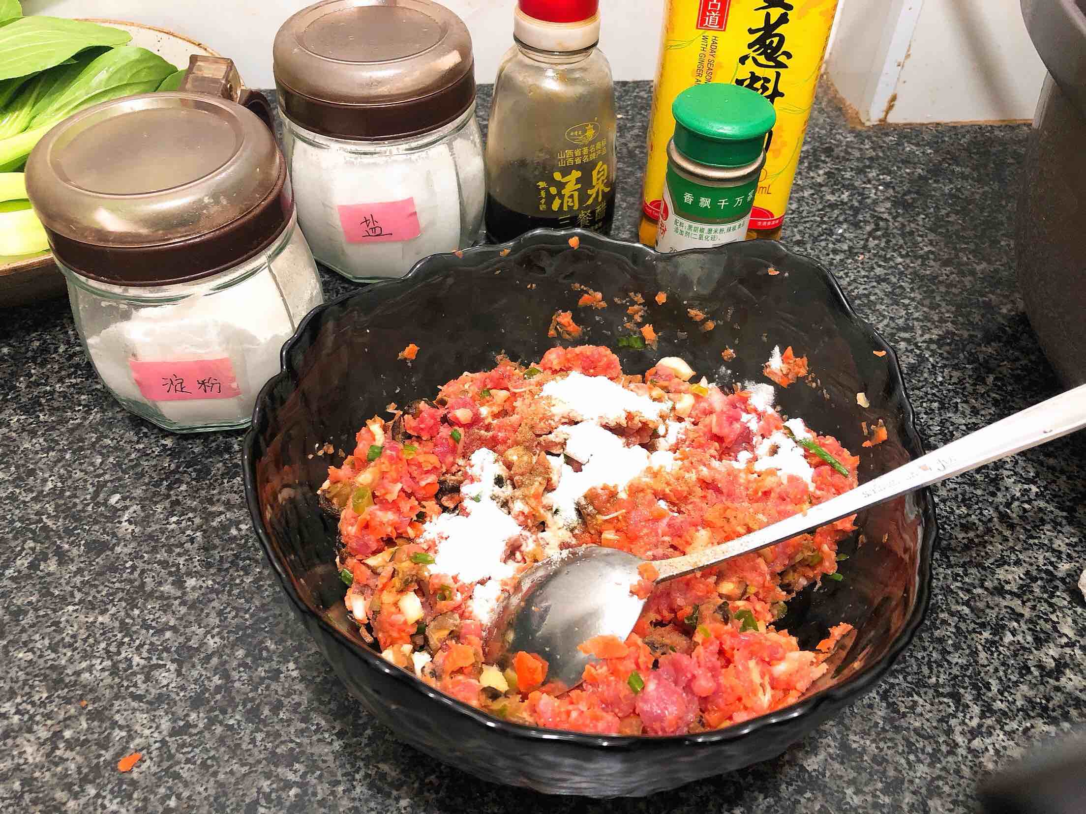 年夜飯之四喜丸子的做法-醬香味蒸菜譜-易網健康養生網 年夜飯之四喜丸子的做法-醬香味蒸菜譜