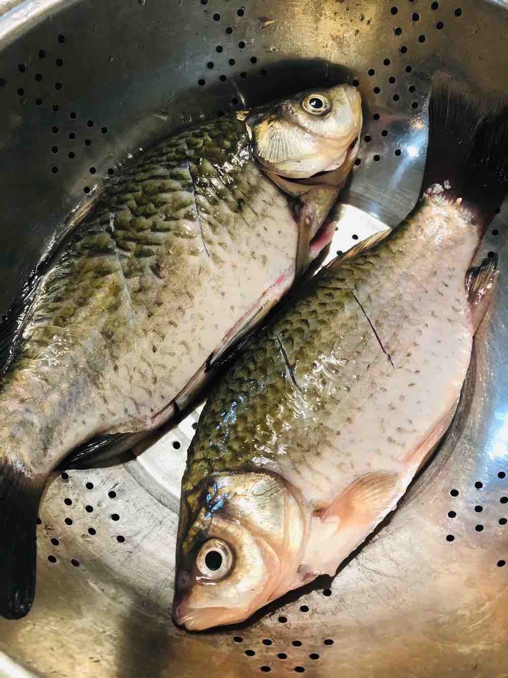 雪菜鯽魚(yú)的做法-家常味燒菜譜