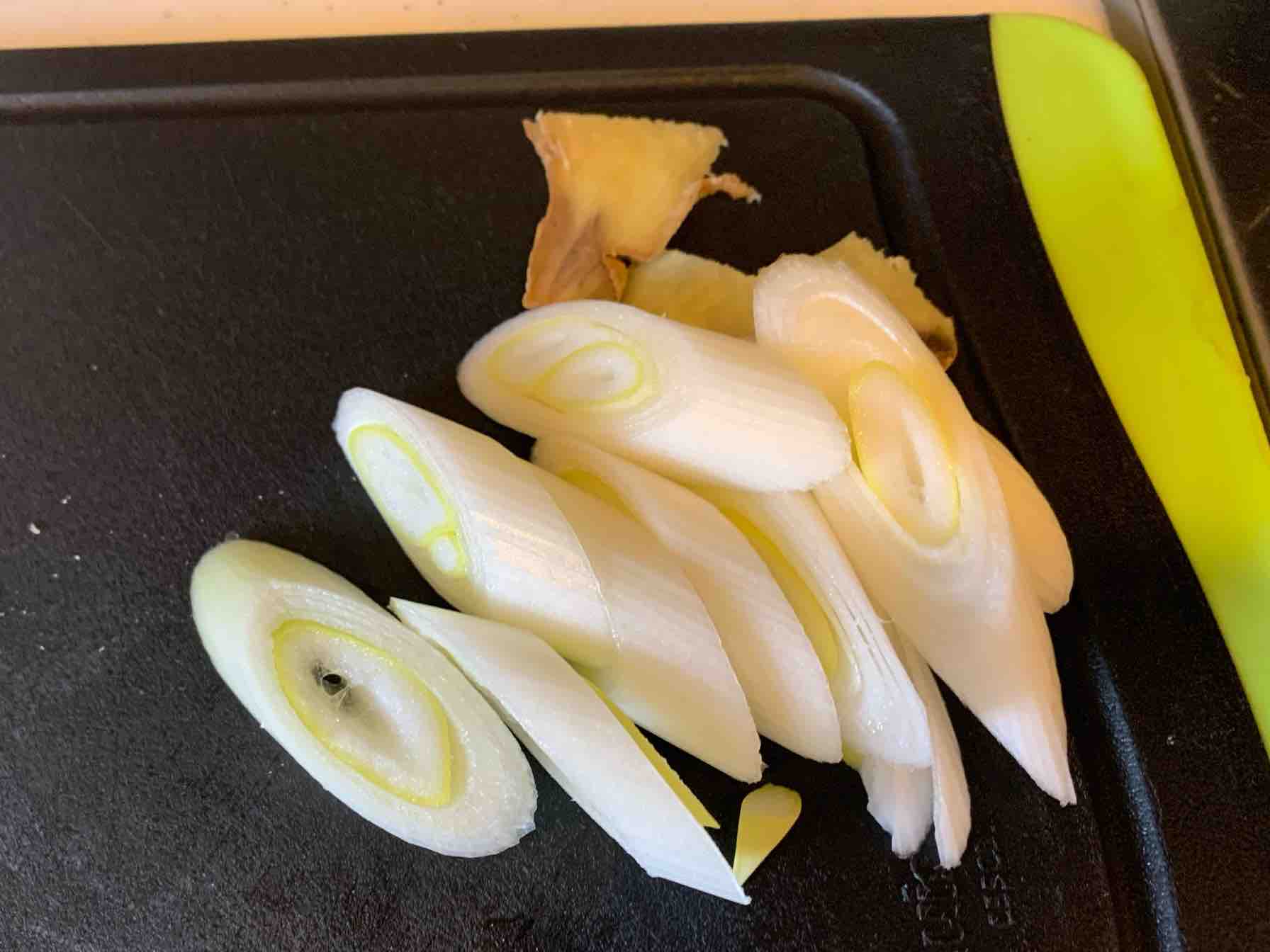 麻辣羊蝎子火鍋的做法-麻辣味燉菜譜-易網健康養生網 麻辣羊蝎子火鍋的做法-麻辣味燉菜譜