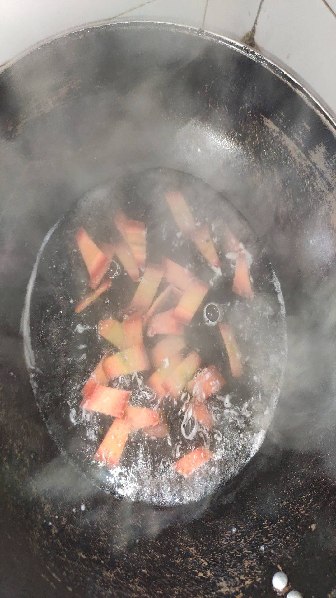 涼拌鮮銀耳的做法-酸甜味拌菜譜