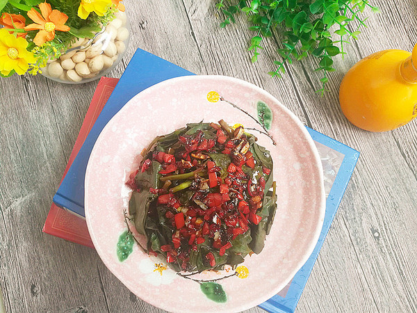 涼拌魚腥草的做法-家常味拌菜譜-易網(wǎng)健康養(yǎng)生網(wǎng) 涼拌魚腥草的做法-家常味拌菜譜