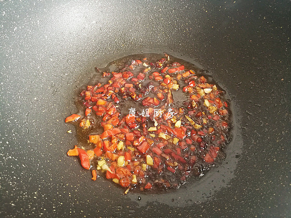 涼拌魚腥草的做法-家常味拌菜譜-易網(wǎng)健康養(yǎng)生網(wǎng) 涼拌魚腥草的做法-家常味拌菜譜