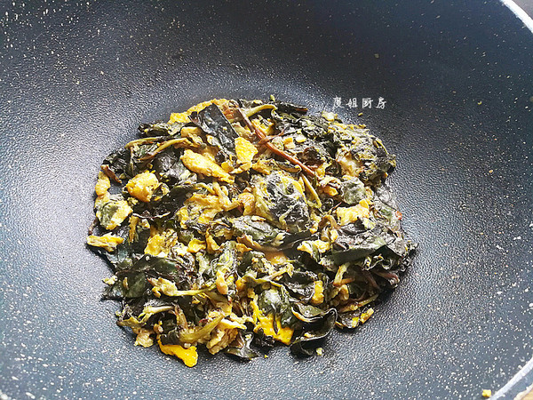 魚腥草葉子炒雞蛋的做法-家常味炒菜譜