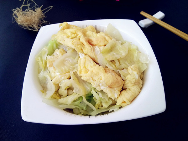 包菜炒雞蛋的做法-咸鮮味炒菜譜-易網健康養生網 包菜炒雞蛋的做法-咸鮮味炒菜譜