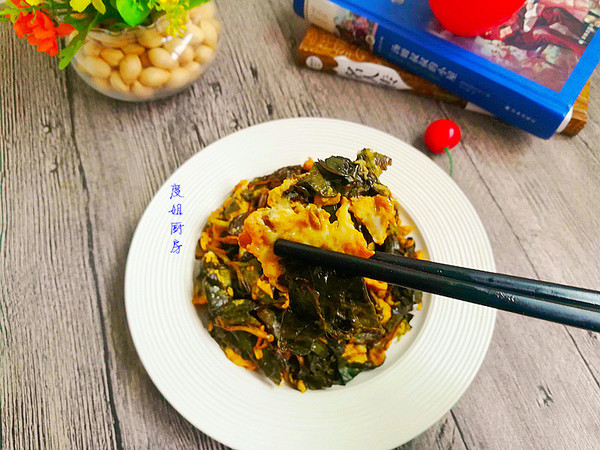 魚腥草葉子炒雞蛋的做法-家常味炒菜譜-易網(wǎng)健康養(yǎng)生網(wǎng) 魚腥草葉子炒雞蛋的做法-家常味炒菜譜