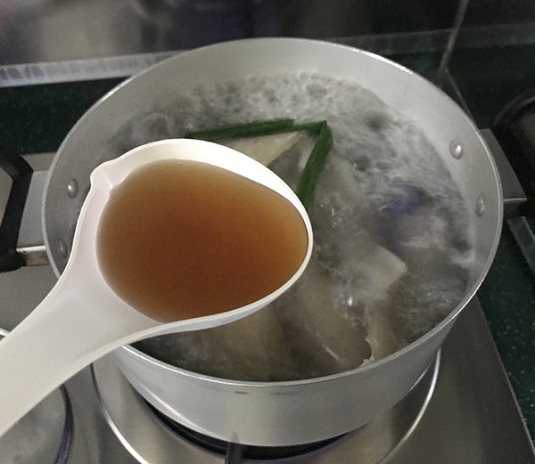 Q彈豬皮凍的做法-酸辣味凍菜譜