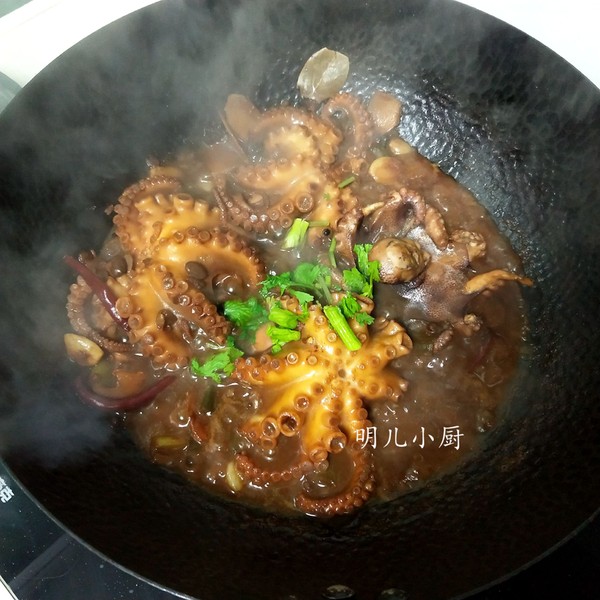 爆頭八爪魚的做法-家常味燉菜譜-易網健康養生網 爆頭八爪魚的做法-家常味燉菜譜