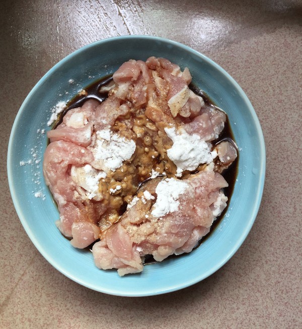春筍炒瘦肉的做法-香辣味炒菜譜-易網健康養生網 春筍炒瘦肉的做法-香辣味炒菜譜