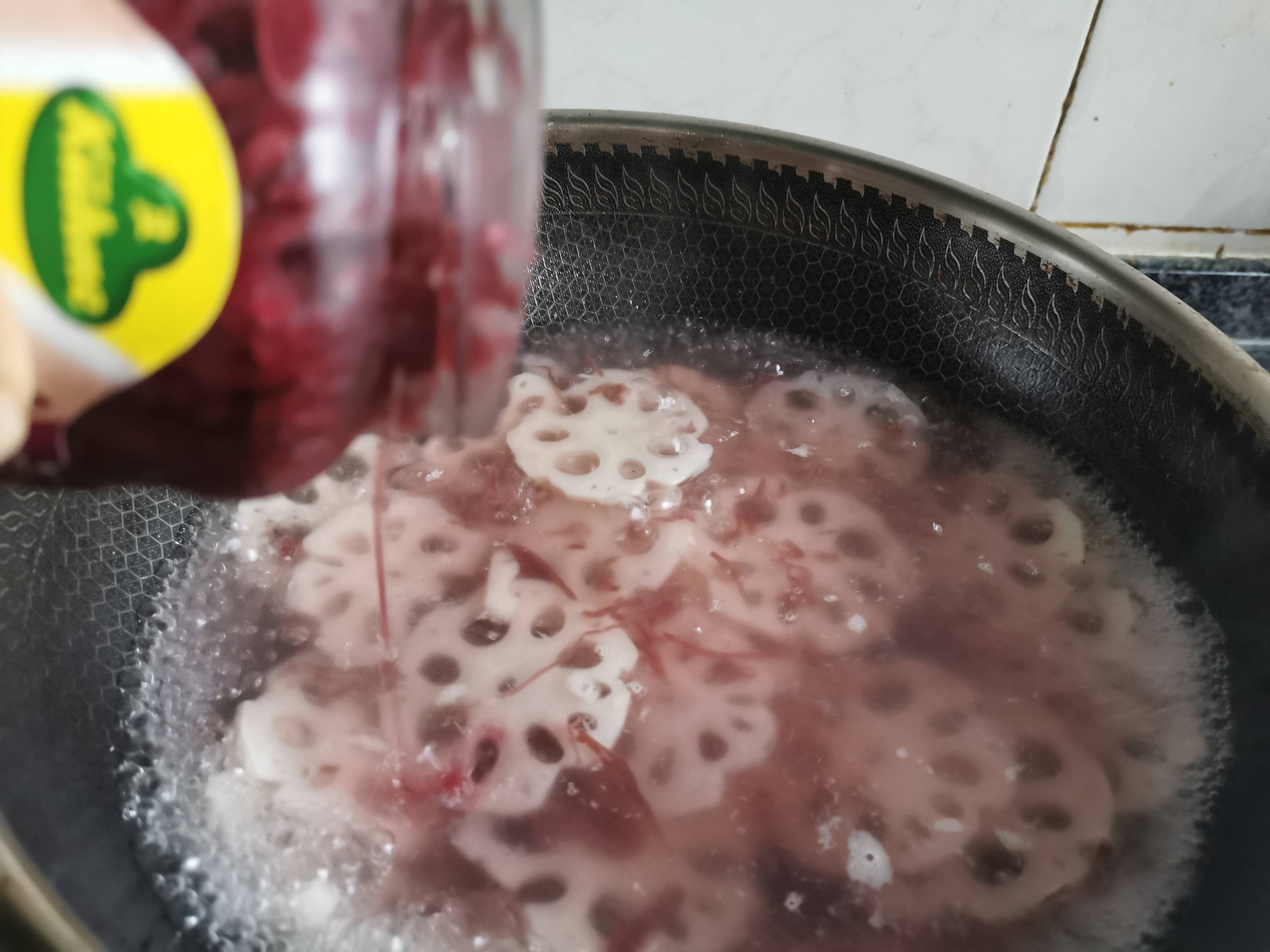 糖醋蓮藕的做法-酸甜味腌菜譜-易網(wǎng)健康養(yǎng)生網(wǎng) 糖醋蓮藕的做法-酸甜味腌菜譜
