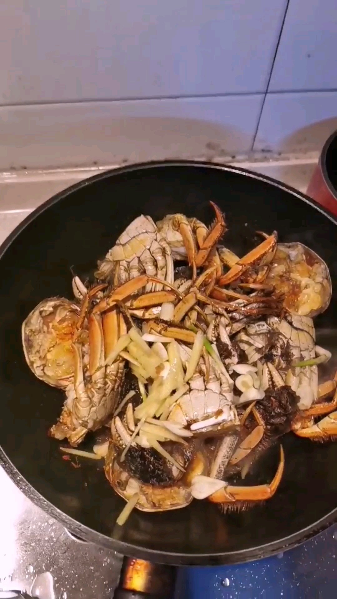 香辣蟹的做法-家常味炒菜譜
