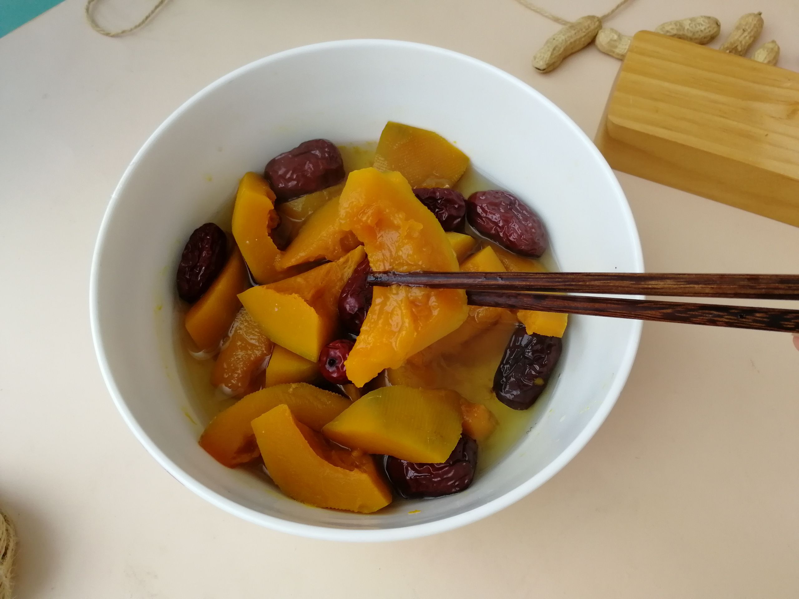 南瓜蒸紅棗的做法-甜味蒸菜譜-易網健康養生網 南瓜蒸紅棗的做法-甜味蒸菜譜