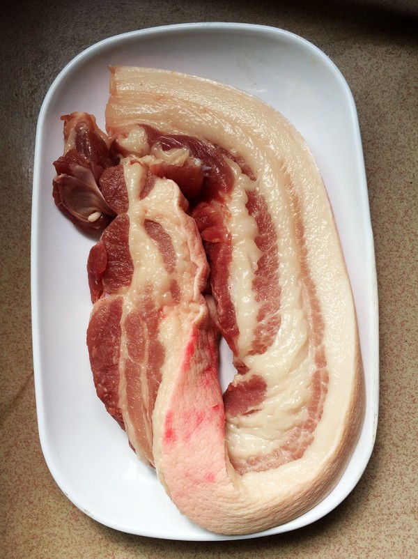 土豆粉蒸肉的做法-咸鮮味蒸菜譜-易網<a href=http://m.aoa7937.com/ target=_blank class=infotextkey>健康養生</a>網 土豆粉蒸肉的做法-咸鮮味蒸菜譜