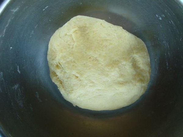 炸油角的做法-甜味炸菜譜-易網(wǎng)健康養(yǎng)生網(wǎng) 炸油角的做法-甜味炸菜譜