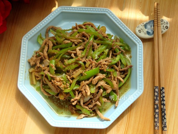青椒炒肉絲的做法-家常味炒菜譜-易網(wǎng)健康養(yǎng)生網(wǎng) 青椒炒肉絲的做法-家常味炒菜譜