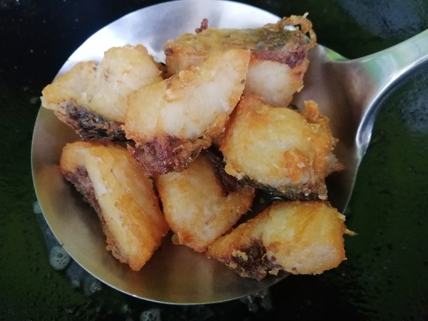 麻辣魚塊的做法-麻辣味炸菜譜-易網健康養生網 麻辣魚塊的做法-麻辣味炸菜譜