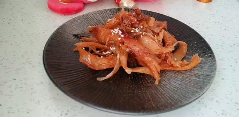 紅紅火火辣拌明太魚的做法-家常味拌菜譜