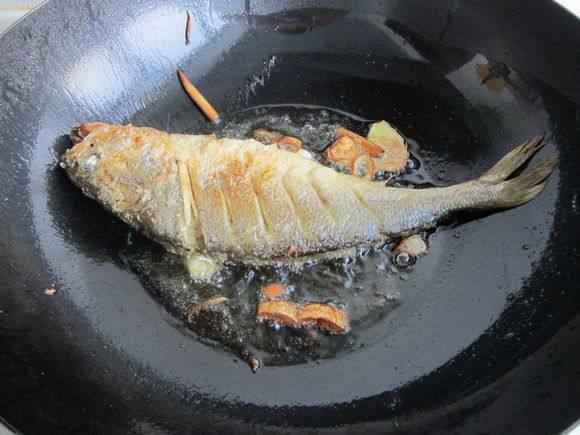 干煎黃花魚(yú)的做法-家常味煎菜譜