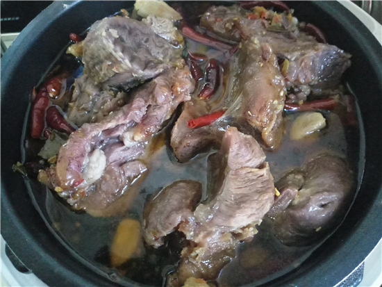香辣鹵牛肉的做法-香辣味鹵菜譜-易網健康養生網 香辣鹵牛肉的做法-香辣味鹵菜譜