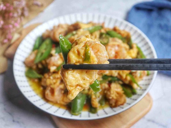 蝦仁炒雞蛋的做法-家常味炒菜譜-易網(wǎng)健康養(yǎng)生網(wǎng) 蝦仁炒雞蛋的做法-家常味炒菜譜
