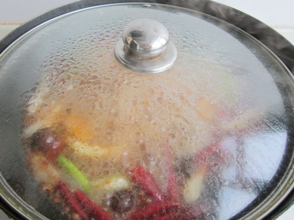 大盤雞火鍋的做法-家常味燉菜譜-易網(wǎng)健康養(yǎng)生網(wǎng) 大盤雞火鍋的做法-家常味燉菜譜
