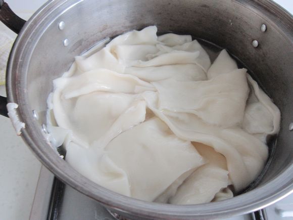 大盤雞火鍋的做法-家常味燉菜譜-易網(wǎng)健康養(yǎng)生網(wǎng) 大盤雞火鍋的做法-家常味燉菜譜
