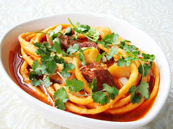 馓子煨牛肉的做法-家常味煨菜譜-易網健康養生網 馓子煨牛肉的做法-家常味煨菜譜